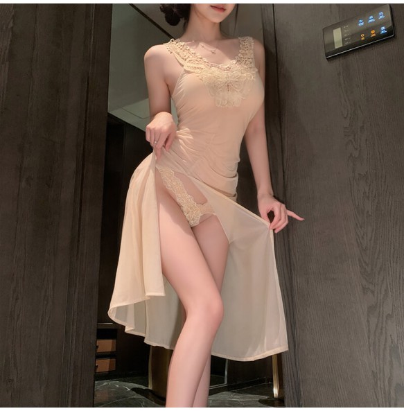 FEE ET MOI - Elegant Floral Lace V-Neck Sheer Nightdress (Skin Color)